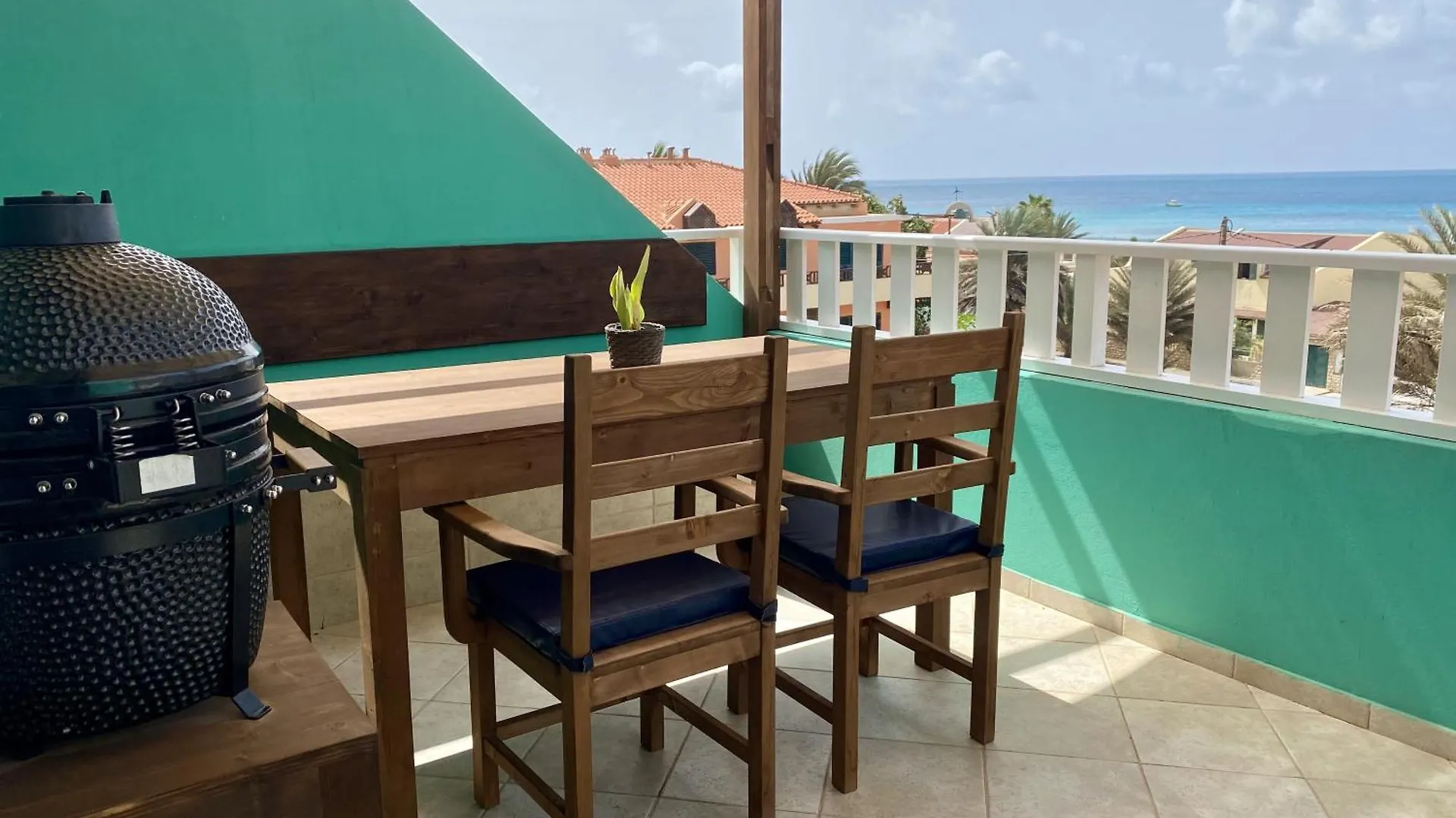 Estrela Do Mar - Rooftop Ocean View Santa Maria 0*,  Cape Verde